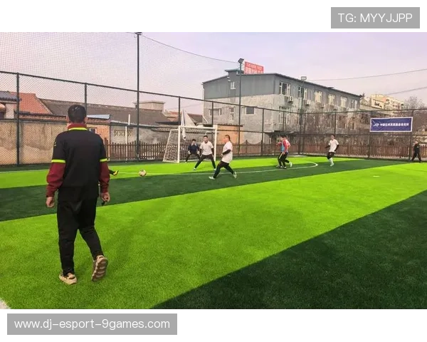 “农村足球振兴计划全面启动，普及基层足球运动”，乡村足球俱乐部